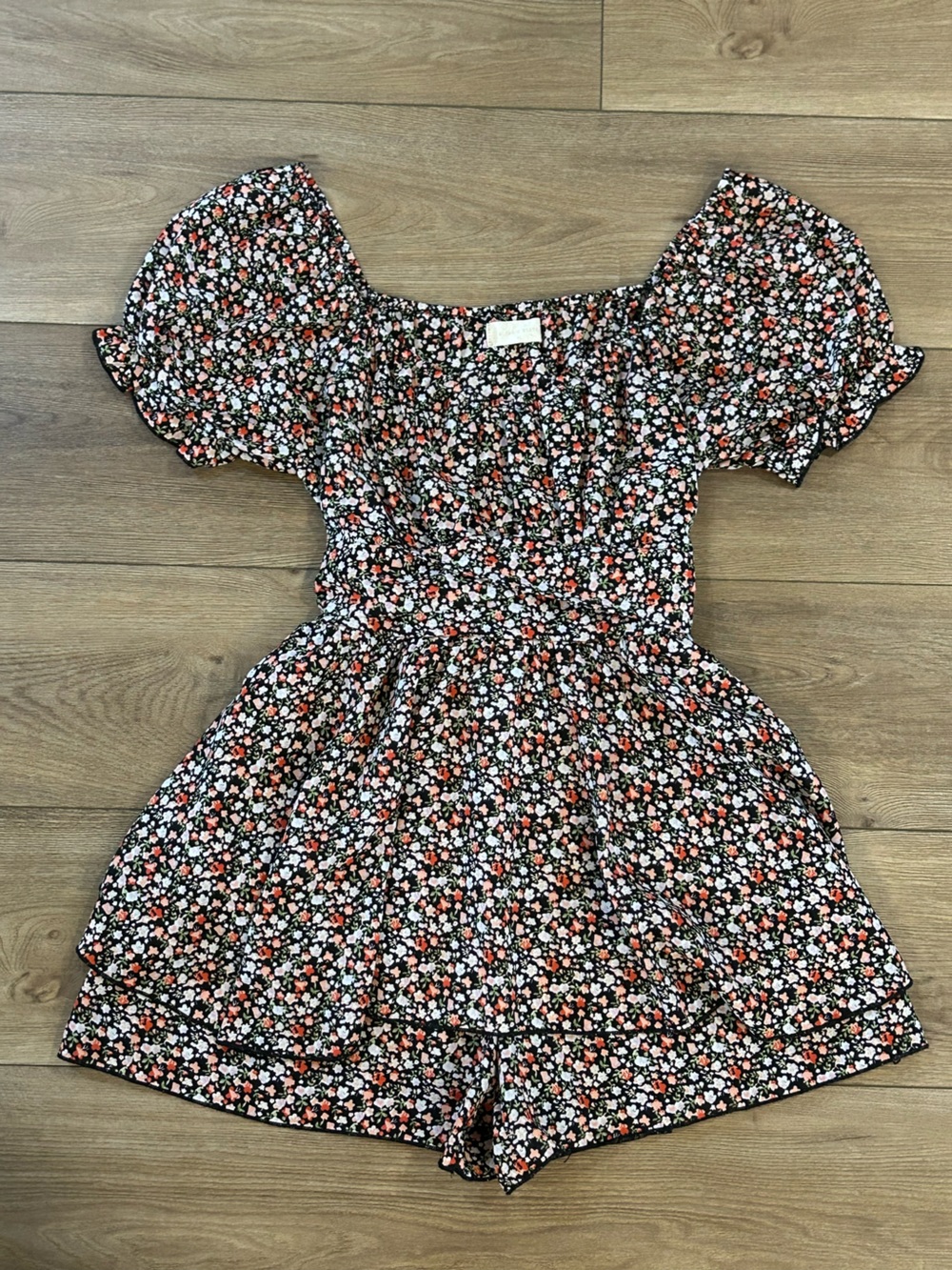 Altar’d State Floral Puff Sleeve Ruched Romper Black Pink Size S